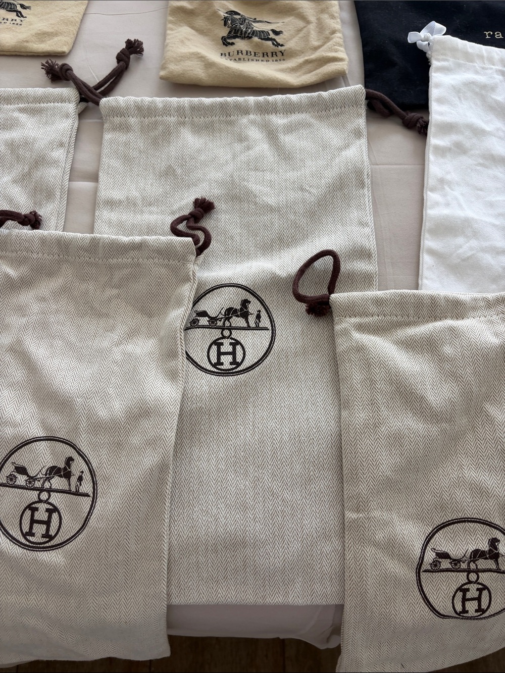Hermes Assorted Logo Drawstring Dust Bags in Beige, Black, White, Pink - Picture 4 of 10